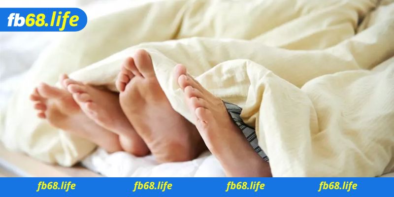 Nằm mơ thấy quan hệ là điềm báo lành hay xấu?